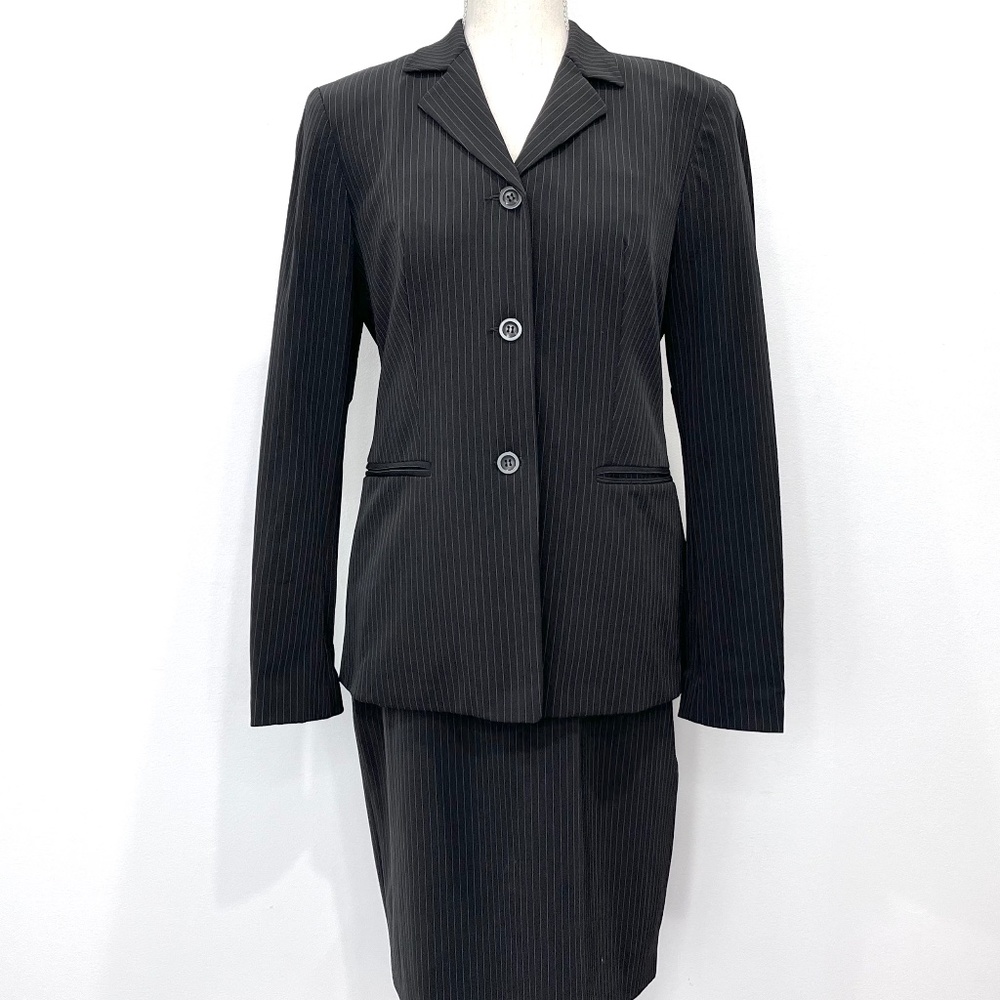 Isabel Ardee Neiman Marcus Black Pinstripe Business Suit Skirt Blazer Set